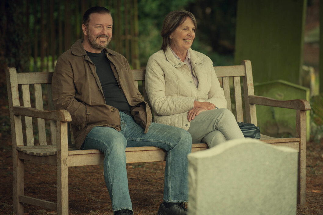 <em>After Life</em> är en känslosam serie med mycket humor. After Life är en av nyheterna på Netflix i april 2020