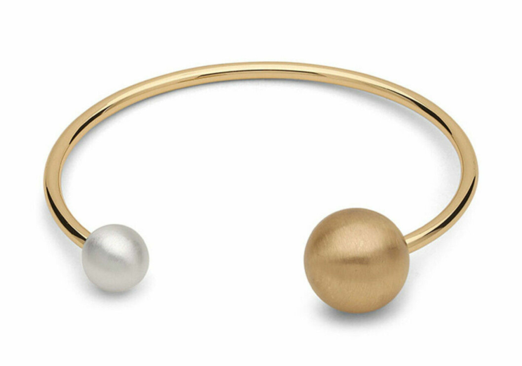 Armband med pärlor