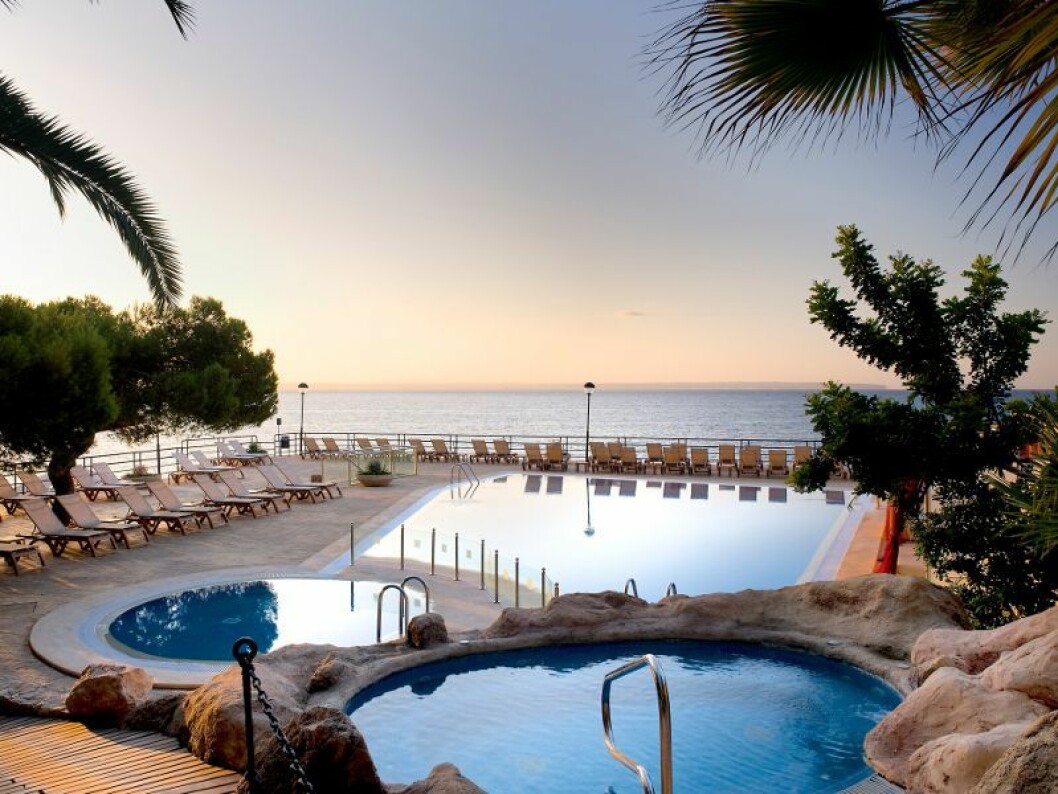 Barcelo Illetas Albatros är ett prisvärt lyxhotell i anslutning till Palma. barcelo illetas hotell palma