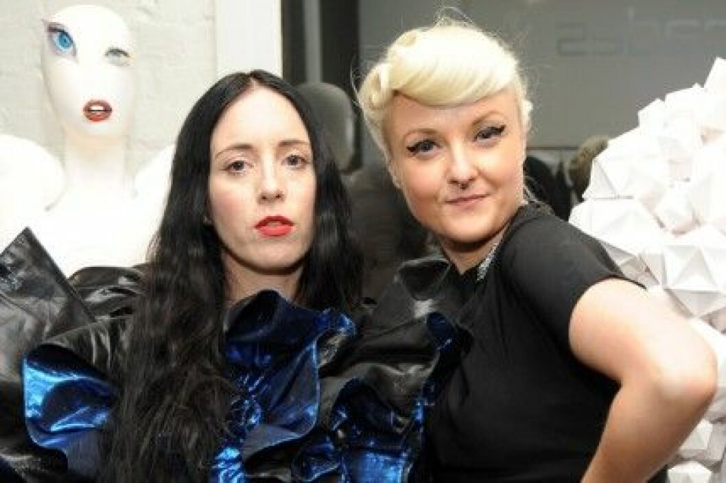 Bea Åkerlund och Bea Szenfeld på Decades i Los Angeles. Bea Åkerlund och Bea Szenfeld på Decades i Los Angeles.