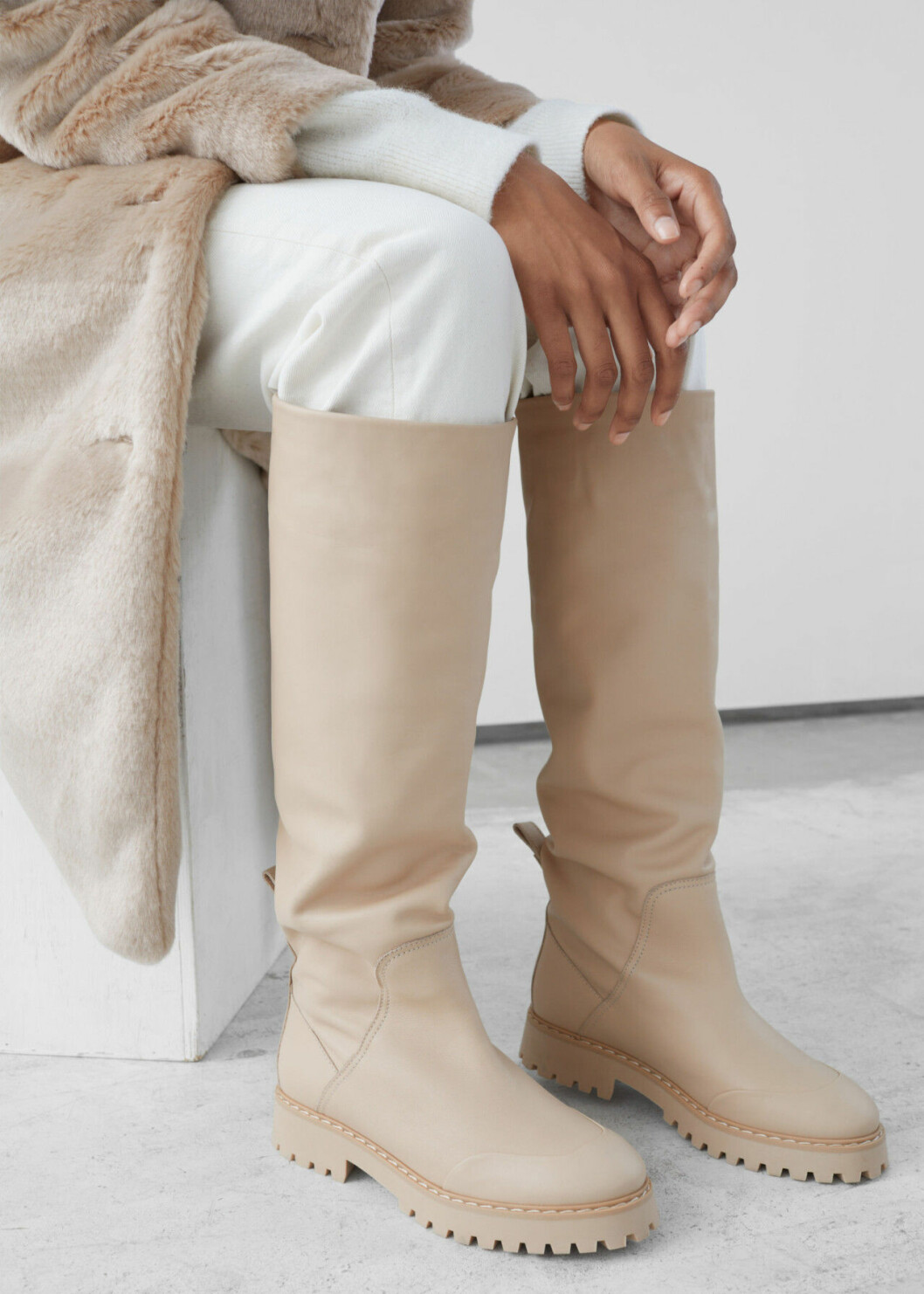 Varma vinterskor – beige stövlar för dam 2019