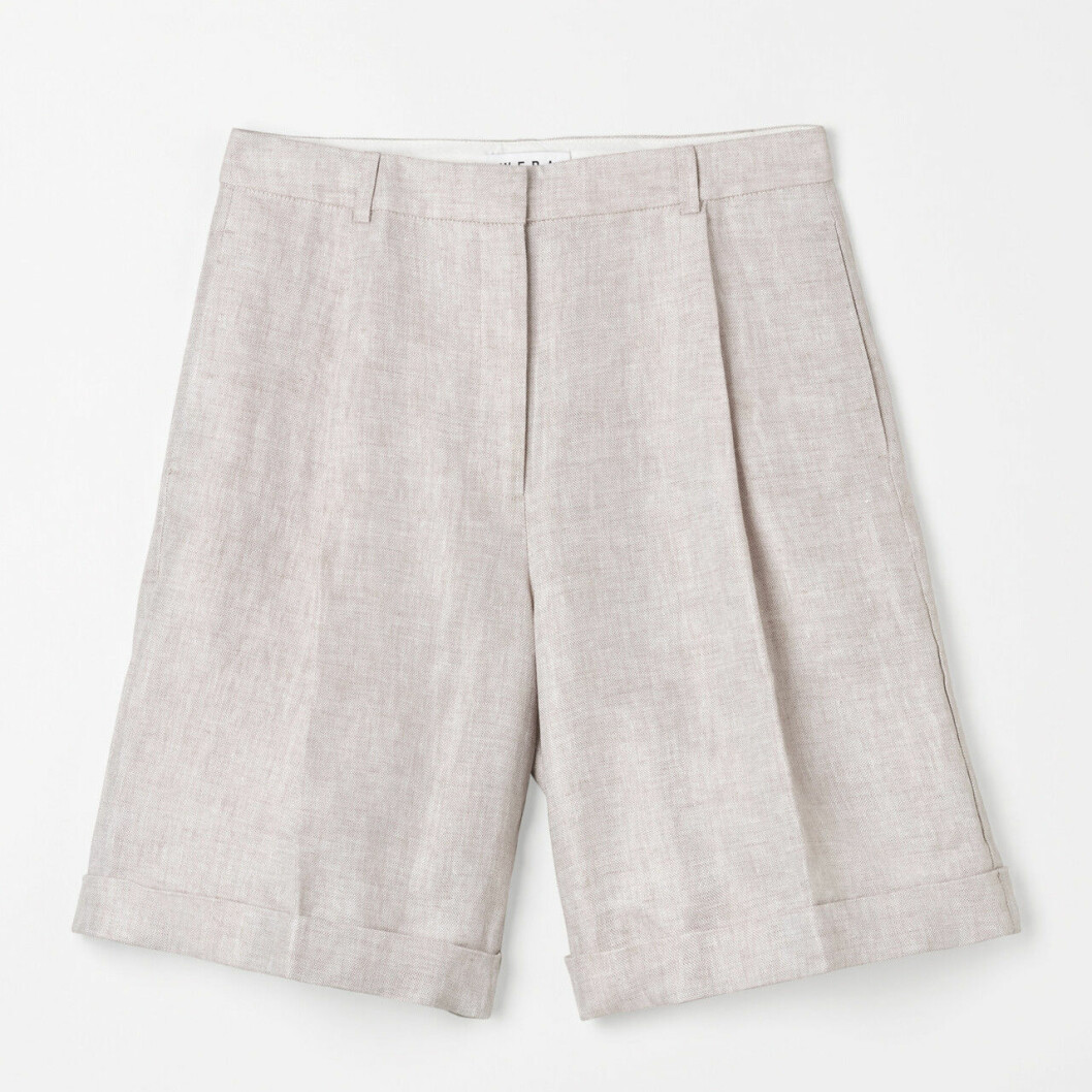 Beige linneshorts för dam till 2020