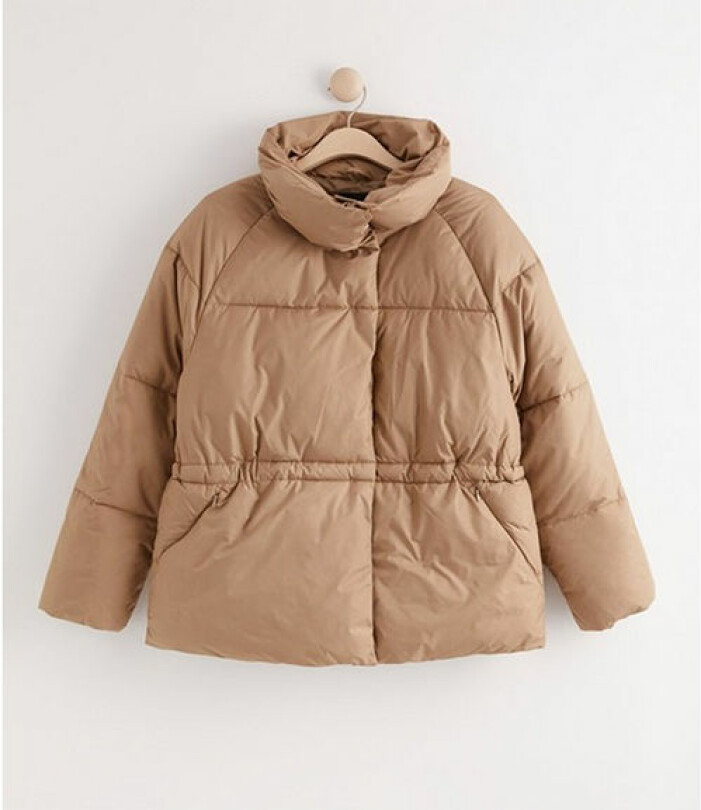 Beige pufferjacka från Lindex