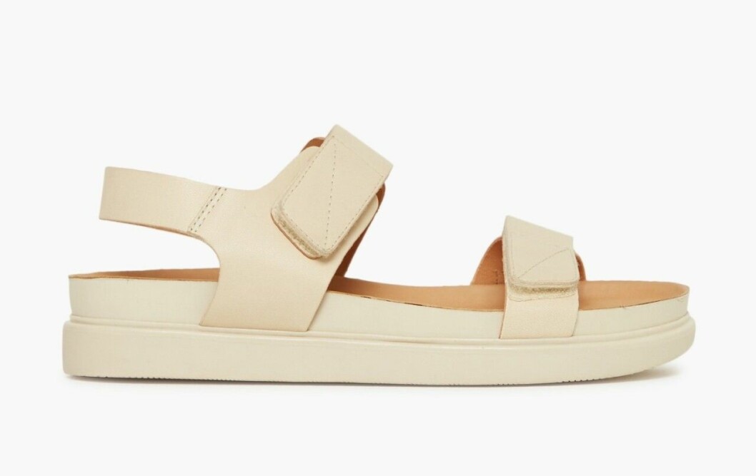 Beige chunky sandaler från Vagabond
