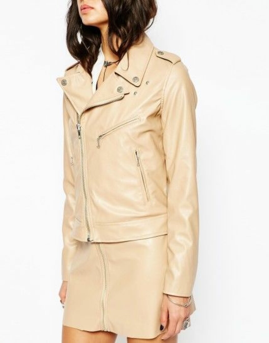 beige skinnjacka
