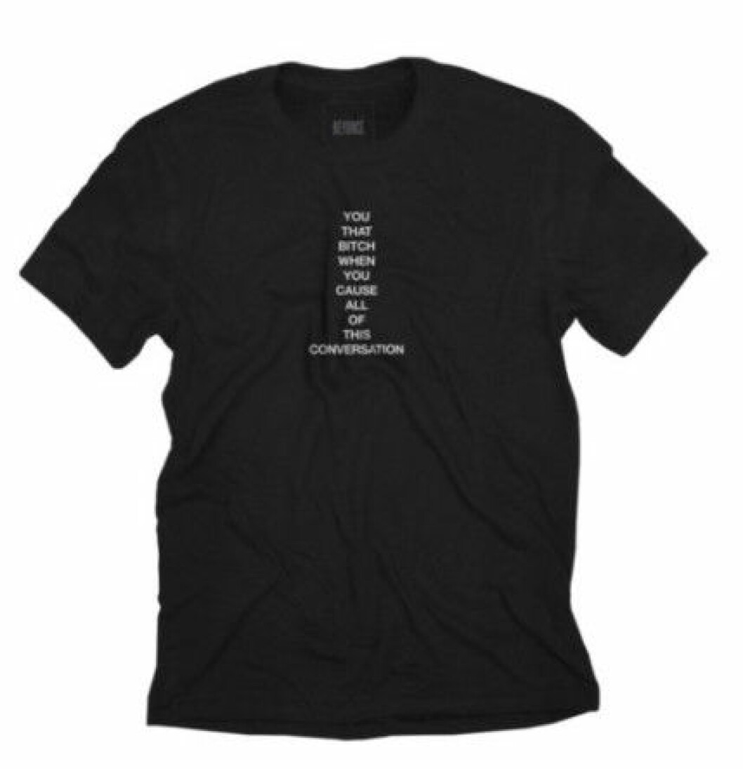 Svart t-shirt från Beyoncés nya kollektion beyonce kläder formation 13