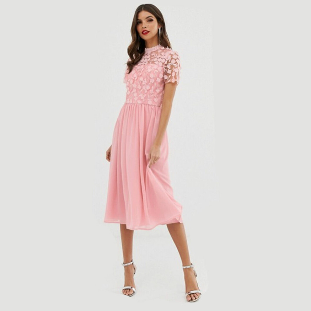 Chi Chi London rosa klänning med tyllkjol