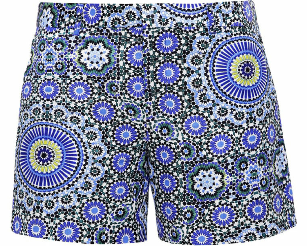 blommiga shorts