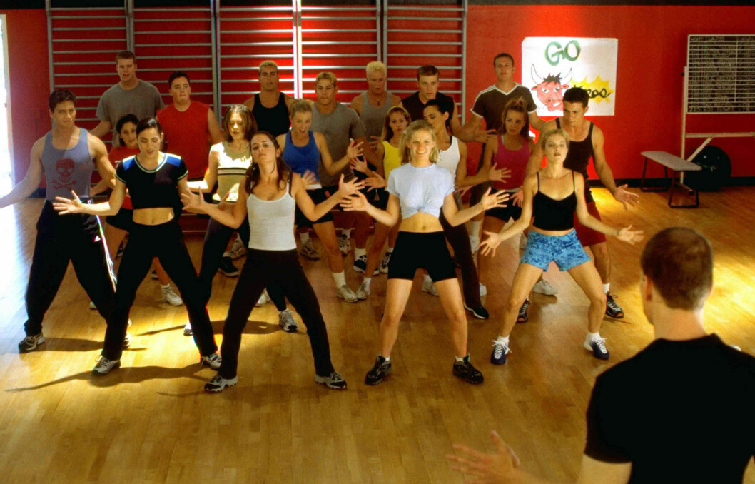 Personer dansar i bring it on