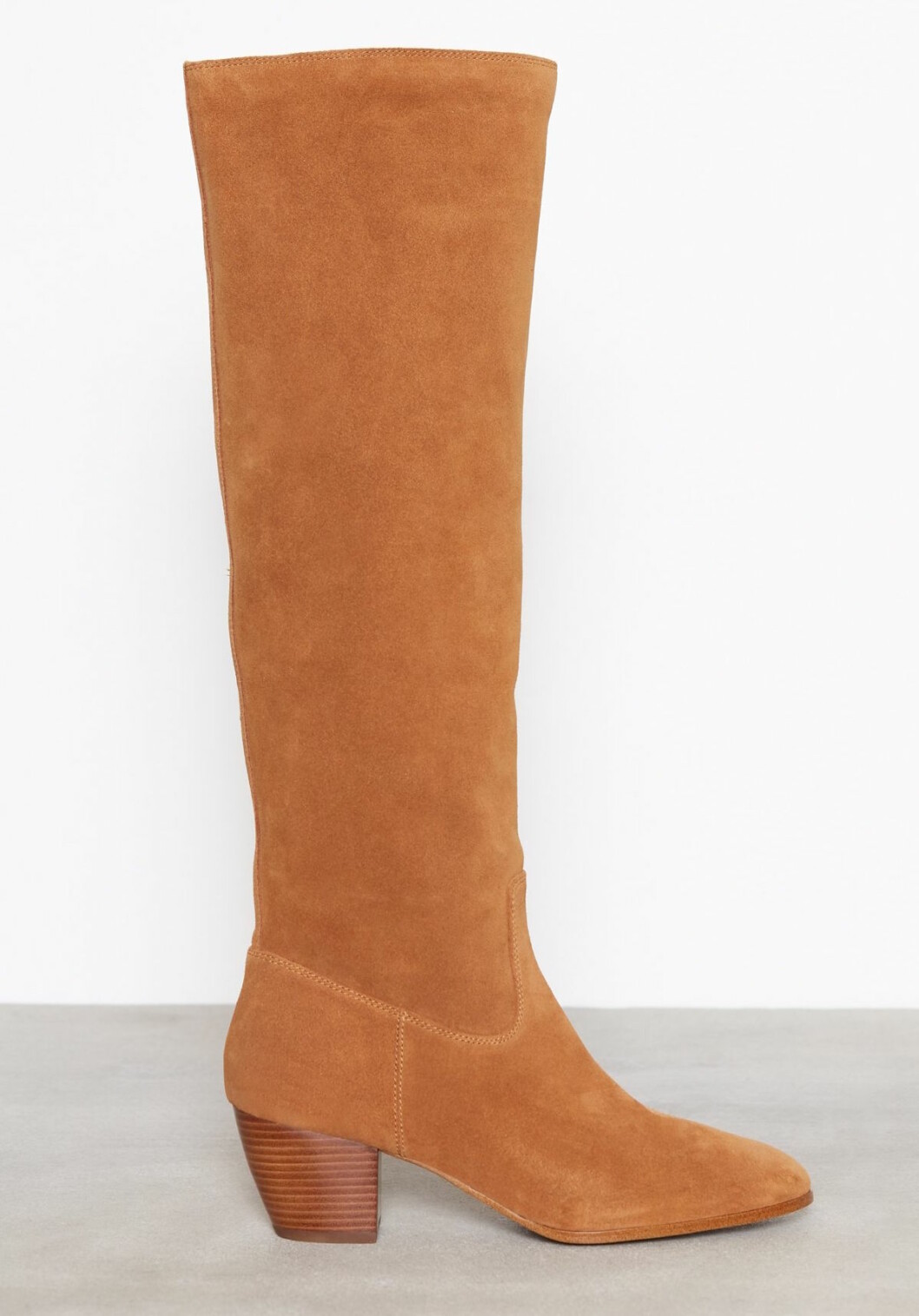 Bruna knähöga boots