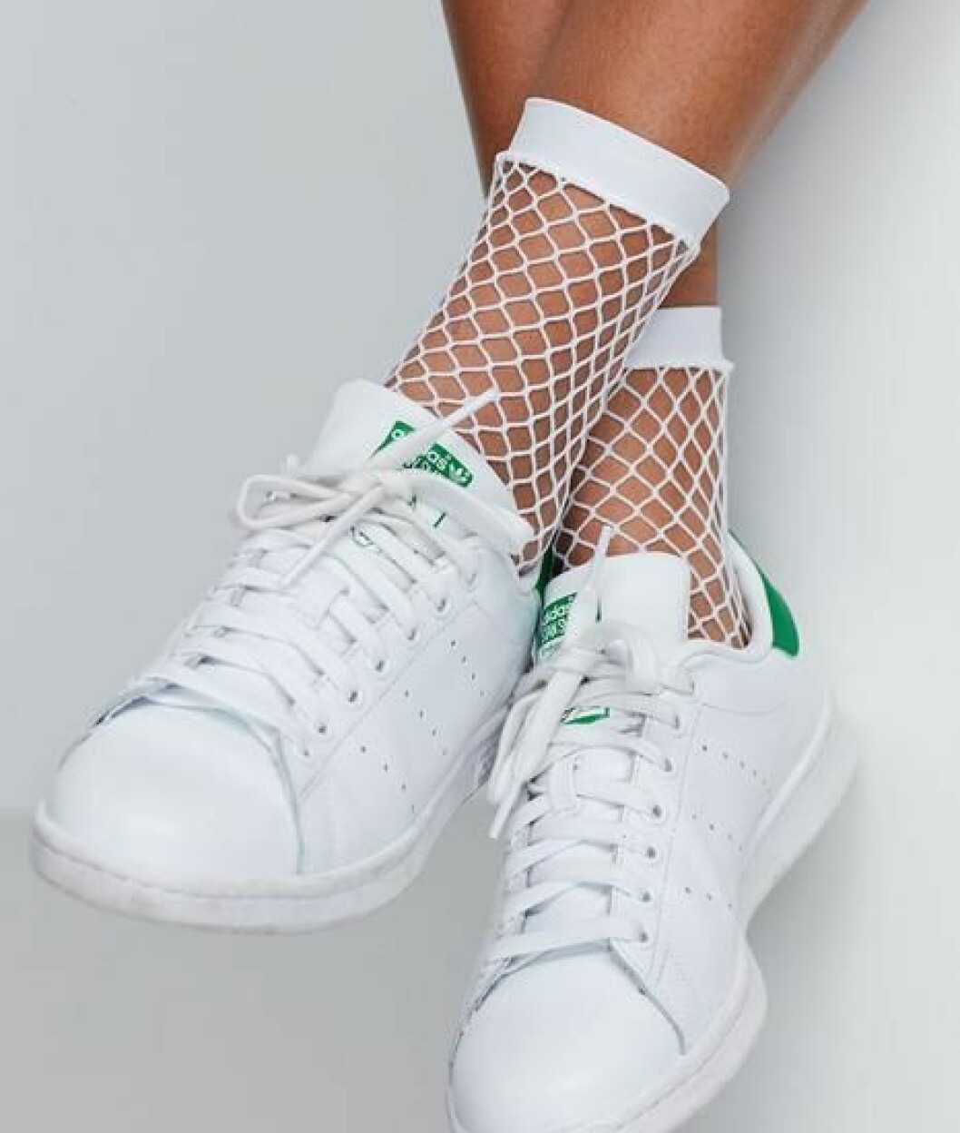 En draperad skapelse ur Asos brudkollektion. bröllop budget