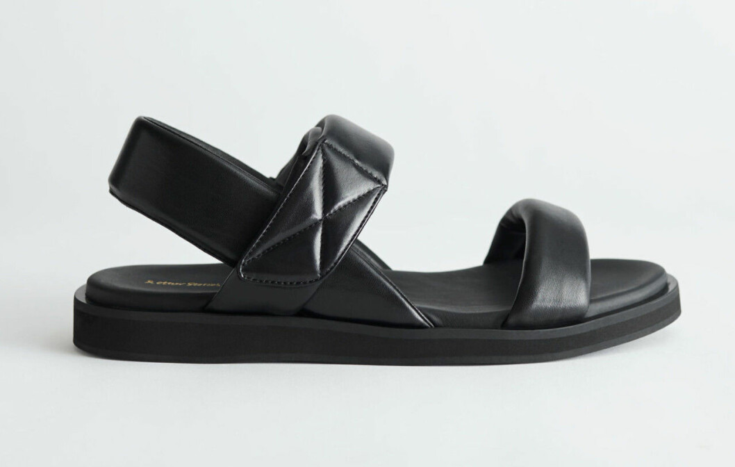 Svarta chunky sandaler från & Other stories