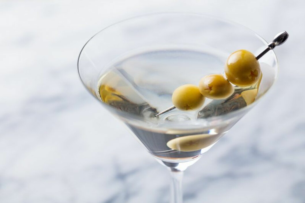 Vågen, drink enligt stjärntecken, Dry martini