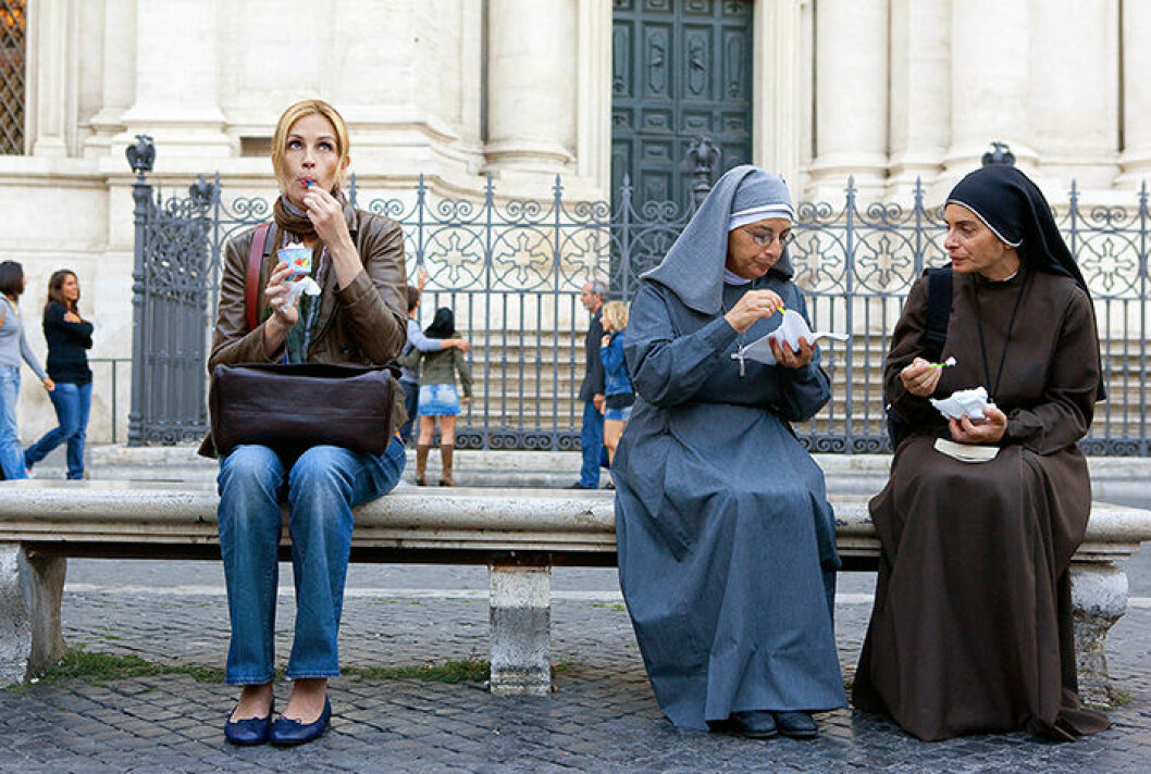 En bild på skådespelerskan Julia Roberts i filmen Eat Pray Love.