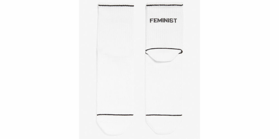 Sockor med statementtryck