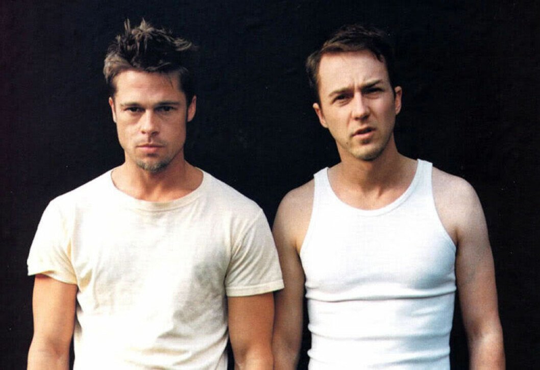 Brad Pitt och Edward Norton i kultrullen <em>Fight Club</em>. Foto: TT Brad Pitt och Edward Norton i Fight club.
