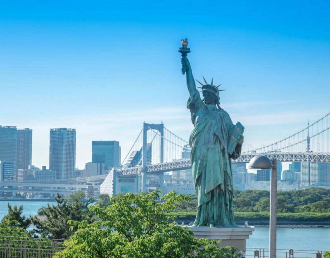 Frihetsgudinnan i Odaiba. Frihetsgudinnan i Odaiba.
