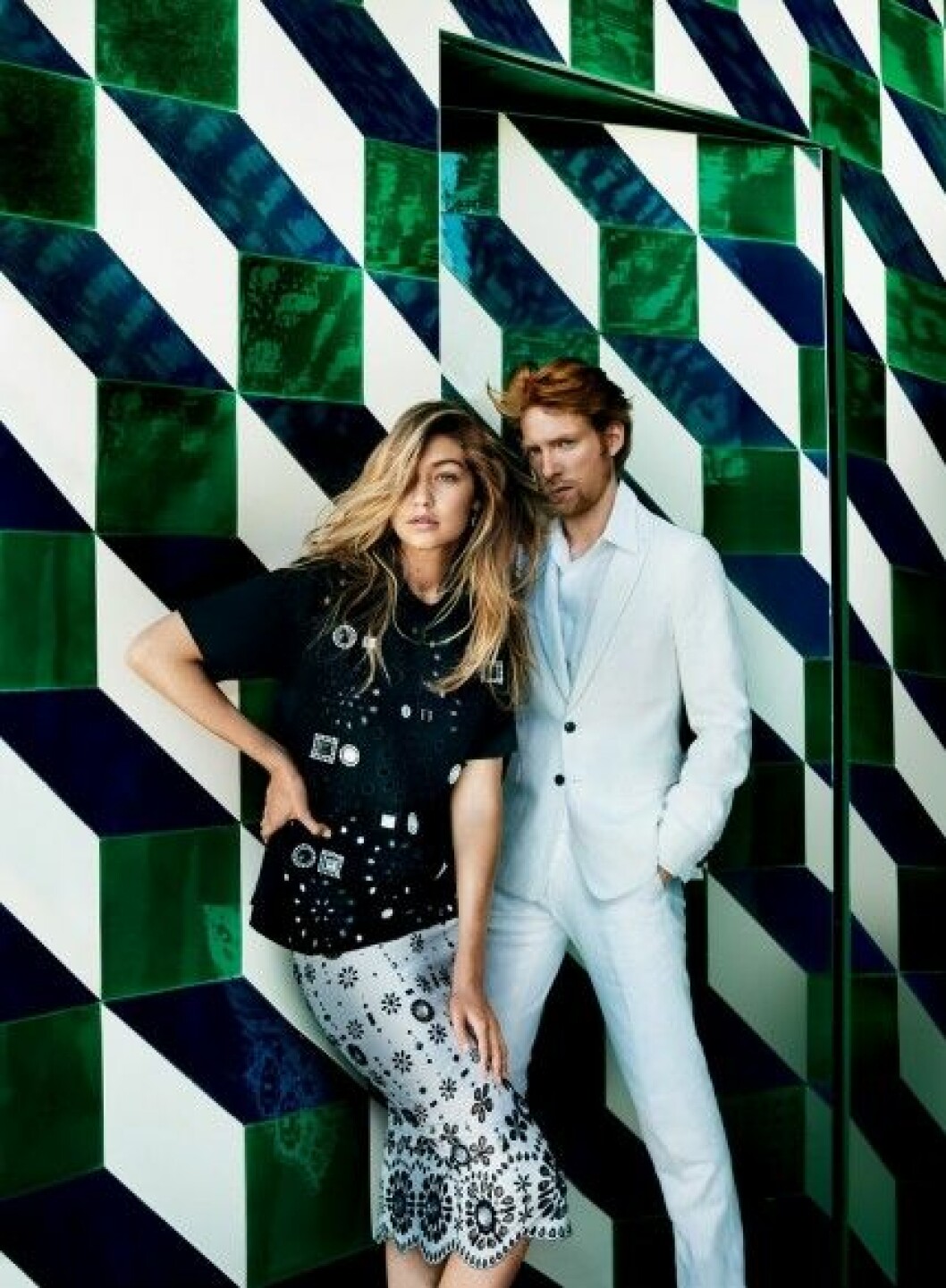 Mönsterchocken är total! Och fantastisk! Gigi Hadid