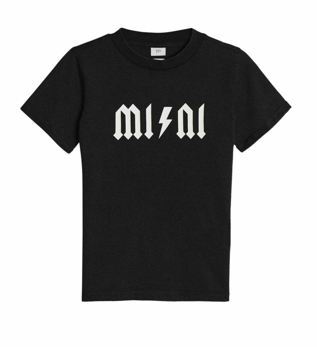 Gina tricot mini barnkollektion svart t-shirt