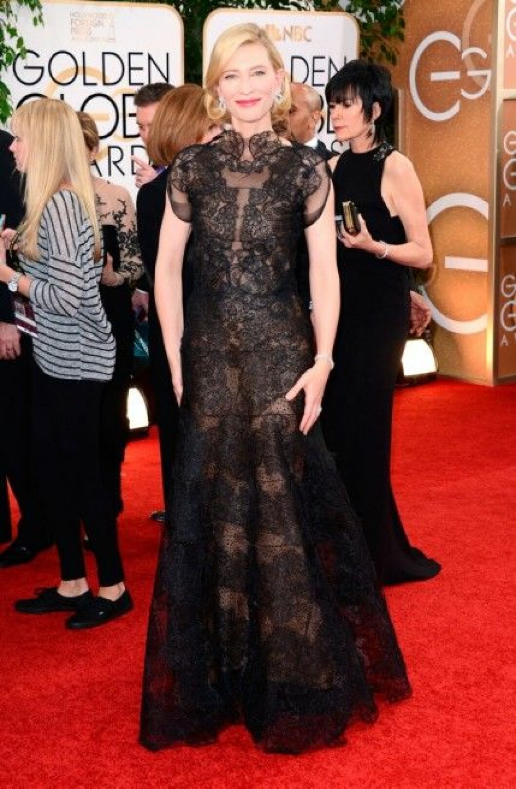 Cate Blanchett in Armani Prive. Cate Blanchett in Armani Prive.