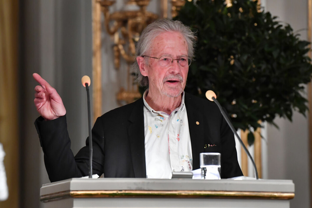 Peter Handke under sin nobelföreläsning 2019