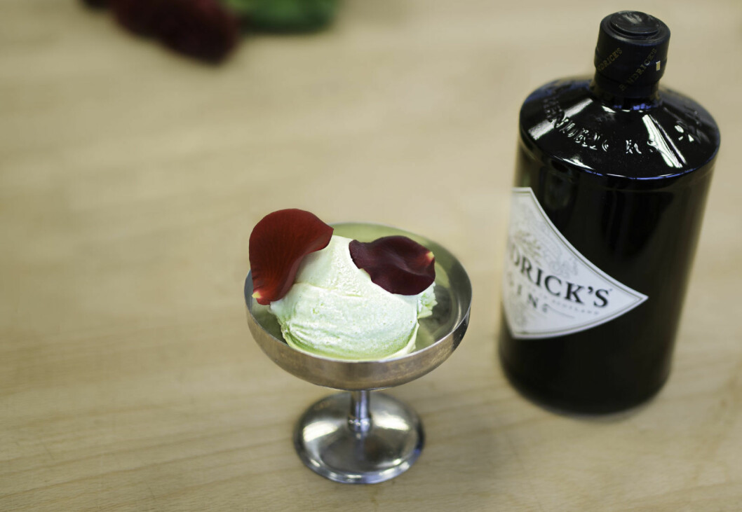 Bild på glass från Hendrick's
