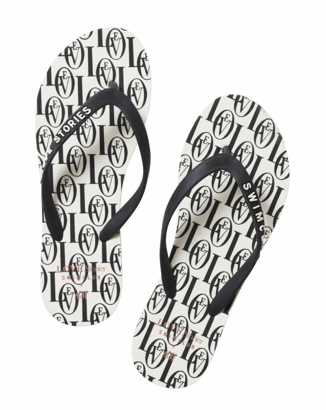 H&M släpper badkollektion med Love Stories – flipflops med monogram