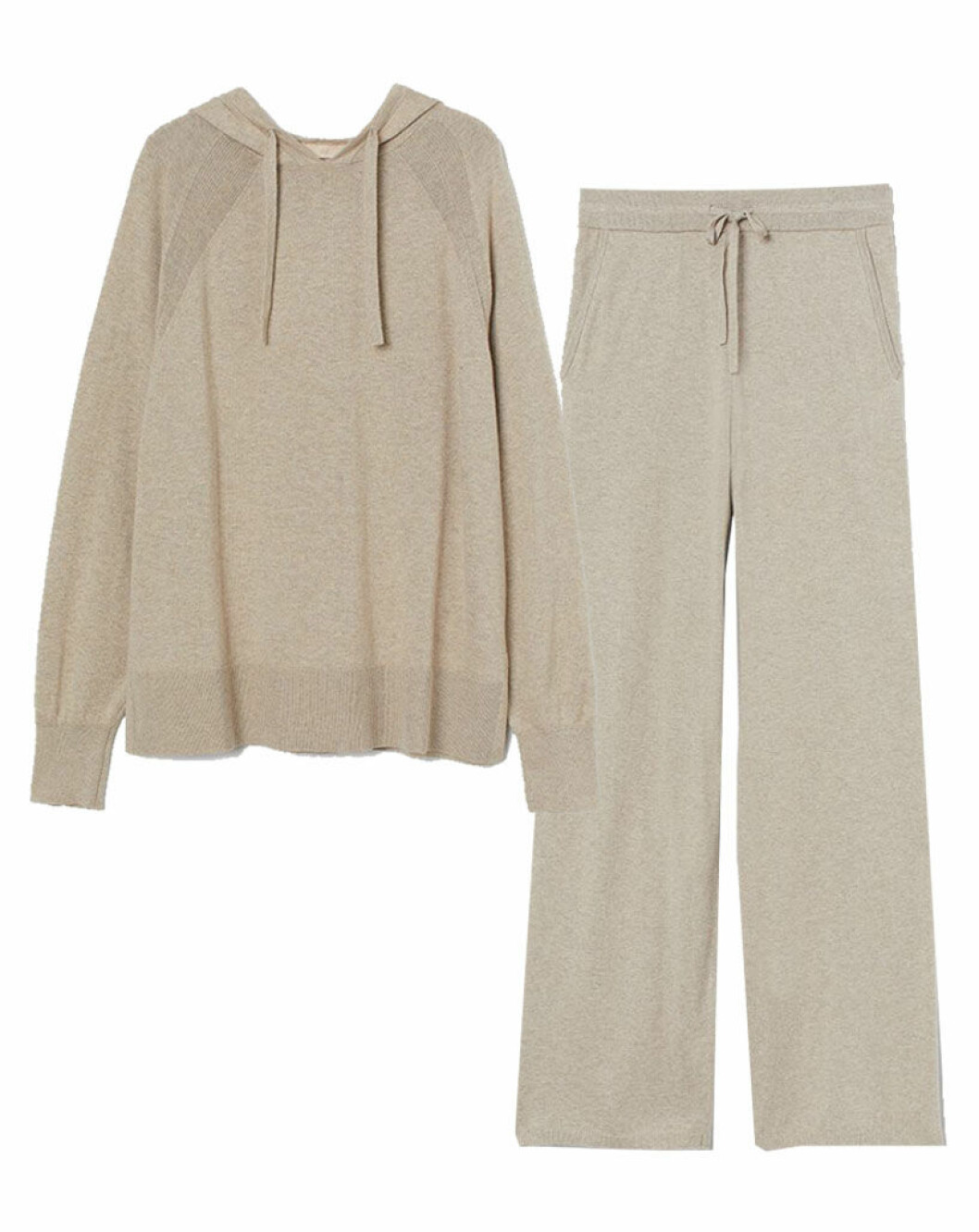 Stickat matchande mjukisset från H&M i beige