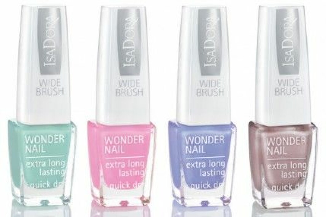 IsaDora "Wonder Nail Wide Brush". Pris: 69 kr/st.