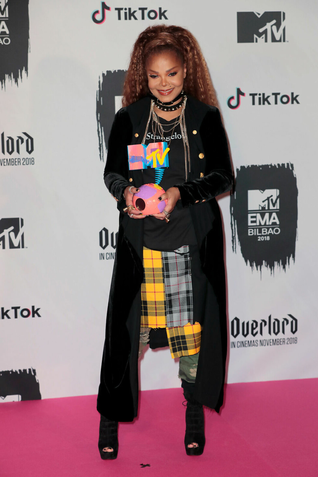 Janet Jackson prisades i kategorin ”global ikon” under MTV Europe Music Awards 2018. Foto: IBL Janet Jackson på röda mattan under MTV EMA 2018.