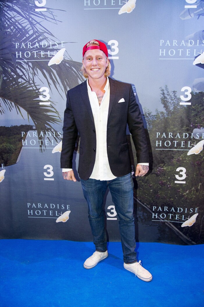 Jeppe Johansson strax efter han gjort debut i sin första säsong. Jeppe Johansson Paradise hotel 2013