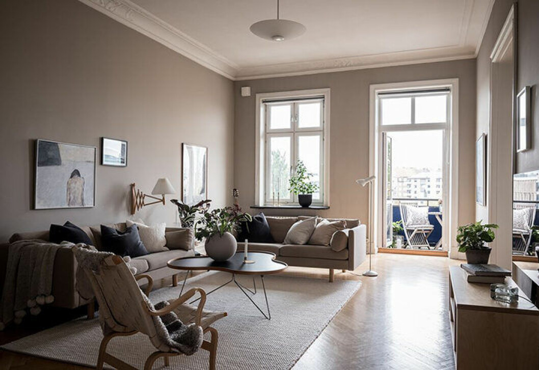 Foto: Alen Cordic Styling: ByBon för <a href="https://www.instagram.com/bjurfors_goteborg/" target="_blank" rel="noopener">Bjurfors</a>/mäklare: Sandra Stals Beige och en naturnära färgskala är trendigt 2018