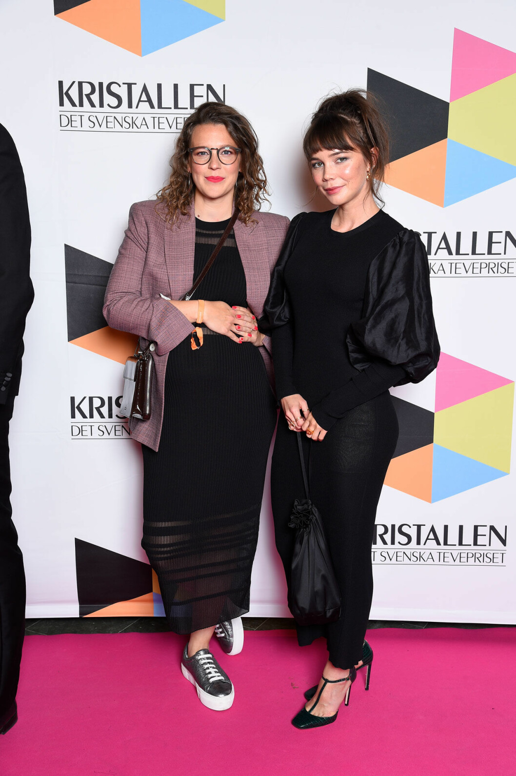 Josefin Neldén och Hedda Stiernstedt.