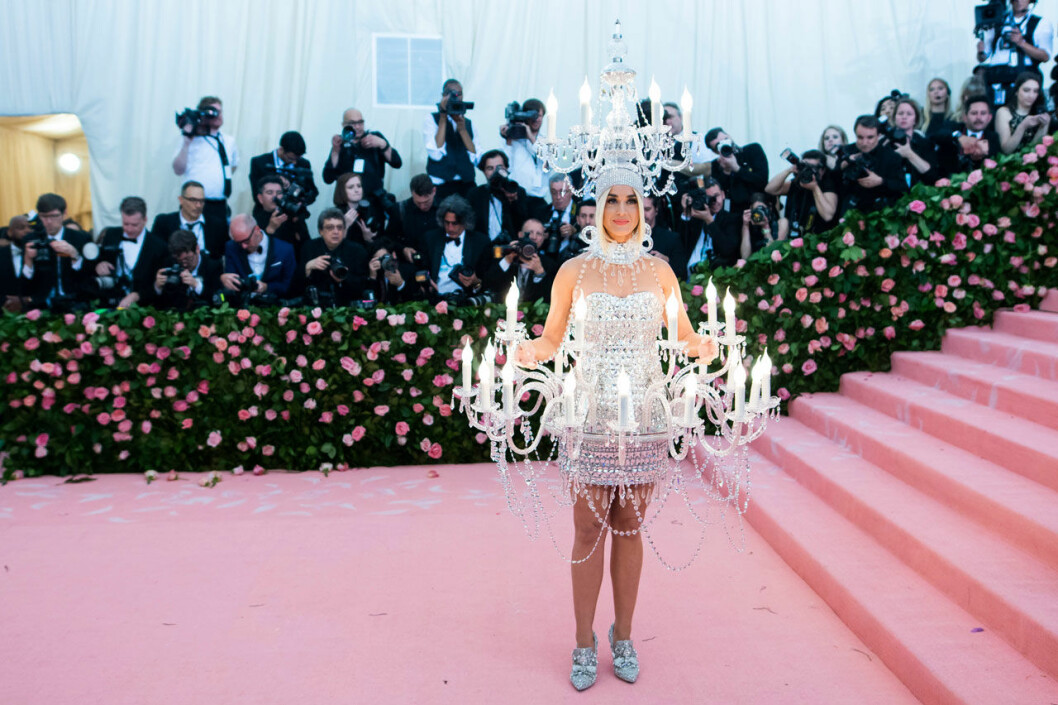 Katy Perry i spektakulär klänning på MET