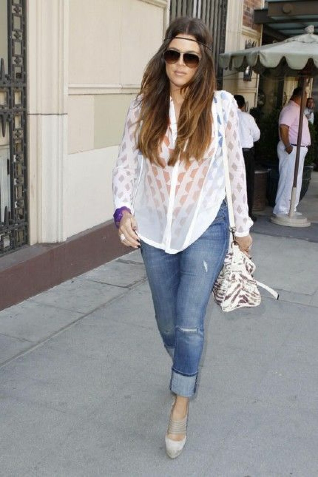 khloe4