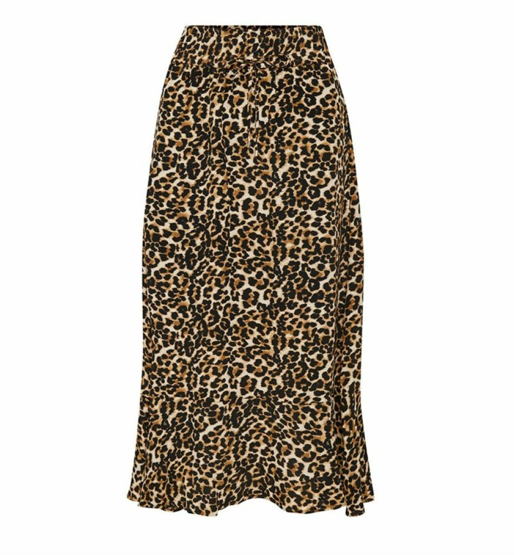 Leopardmönstrad kjol till hösten