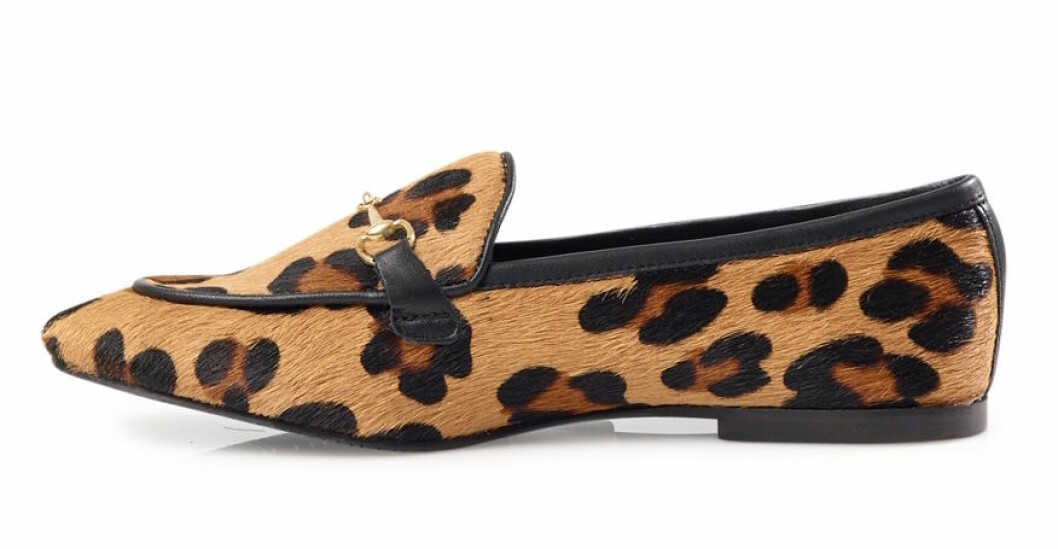 Leopardmönstrade loafers till våren 2019
