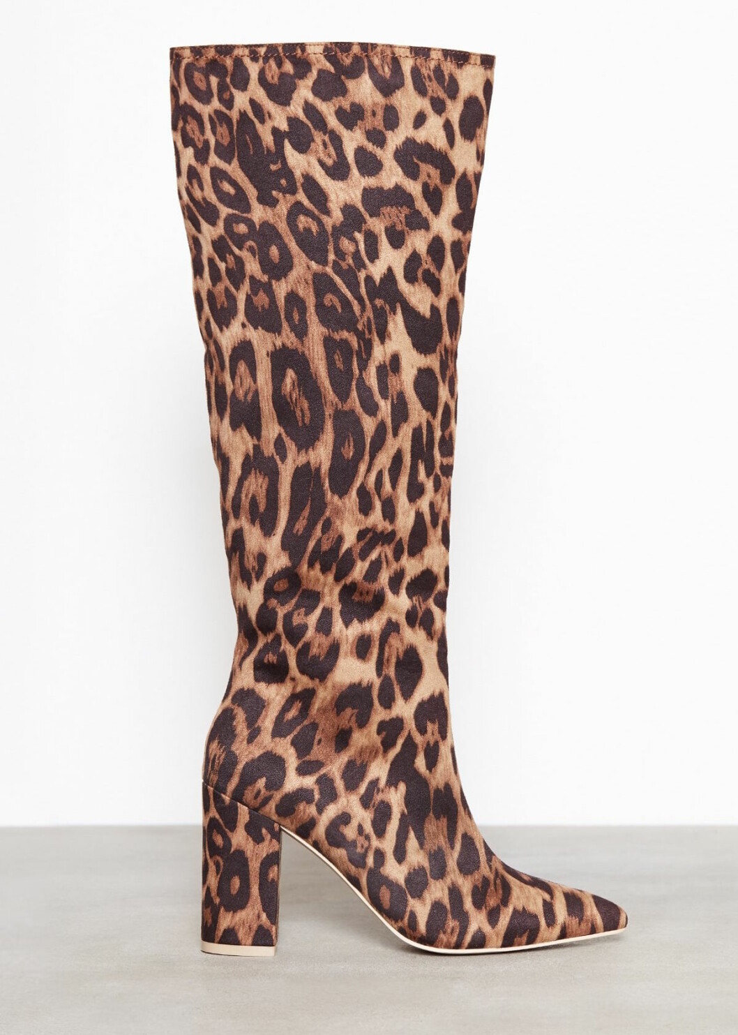 Leopardmönstrade boots