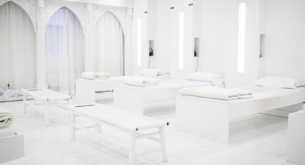 ett rum helt i vitt