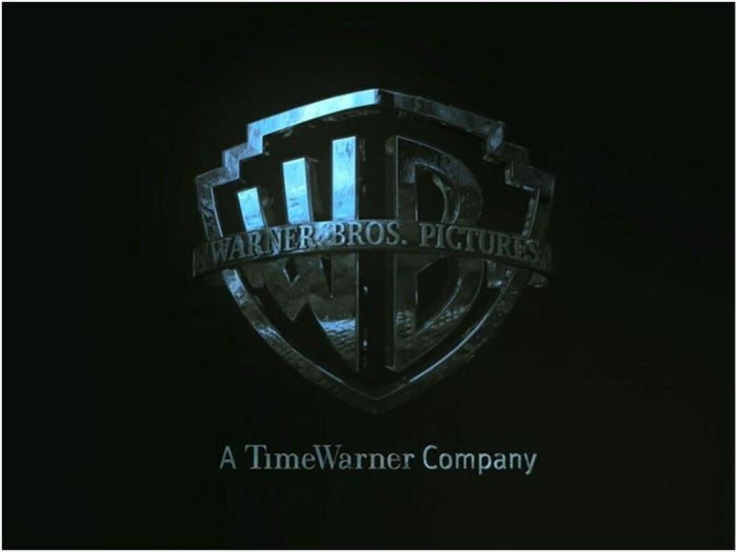 Ett ormskinn slingrar inte obemärkt förbi. logga warner bros harry potter