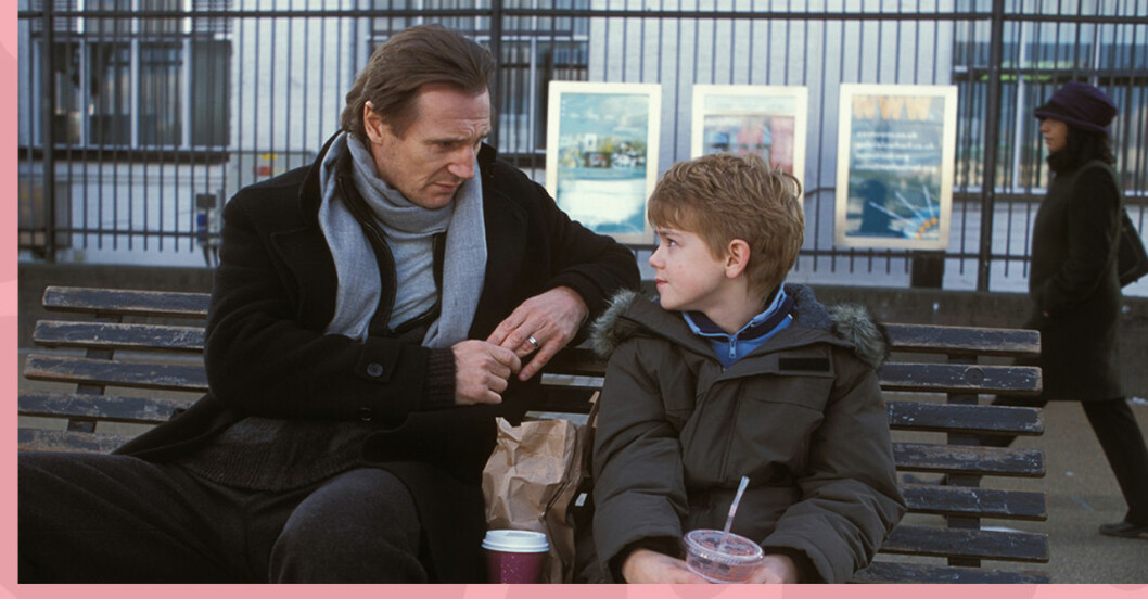 Liam Neeson och Thomas Brodie-Sangster från Love Actually.