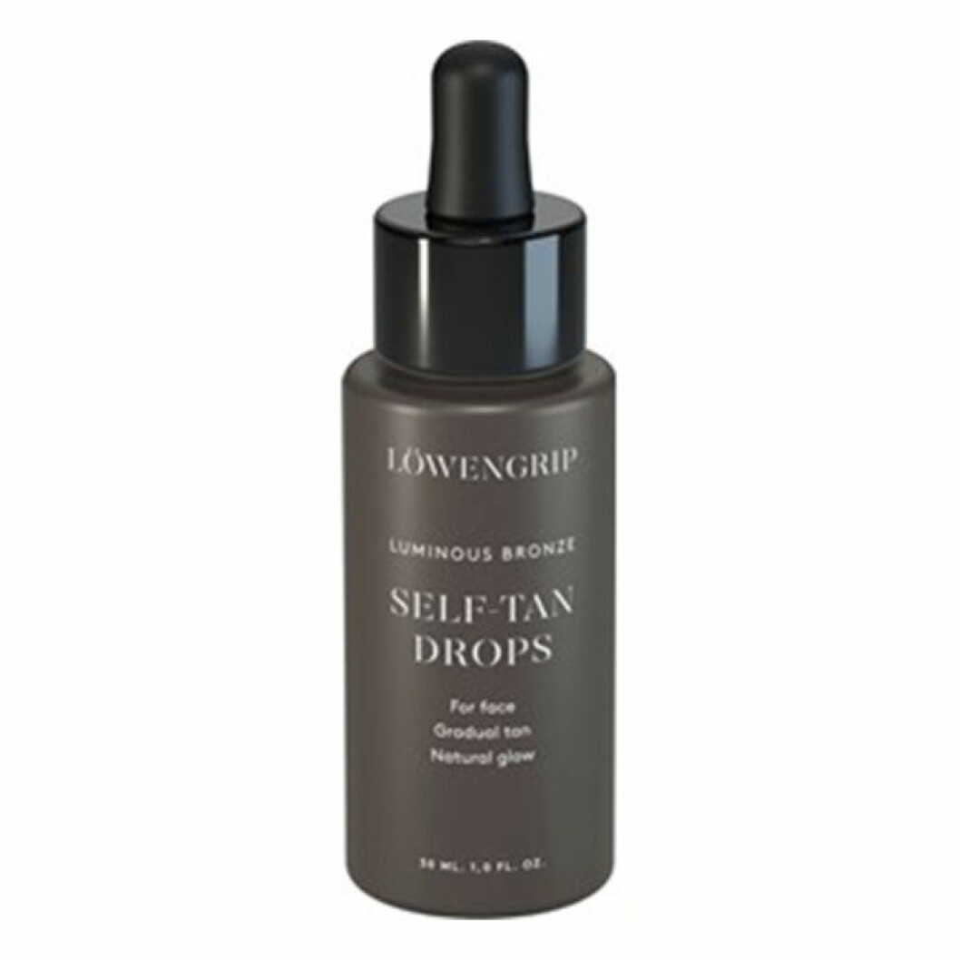 Löwengrip, Luminous bronze self-tan drops, 30 ml. <a href="https://track.adtraction.com/t/t?a=1117786221&as=1213860375&t=2&tk=1&epi=brunutansolansikte&url=https://www.lyko.se/lowengrip/lowengrip-self-tanluminous-bronze--sel">Här kan du köpa den</a>. Löwengrip brun utan sol för ansiktet