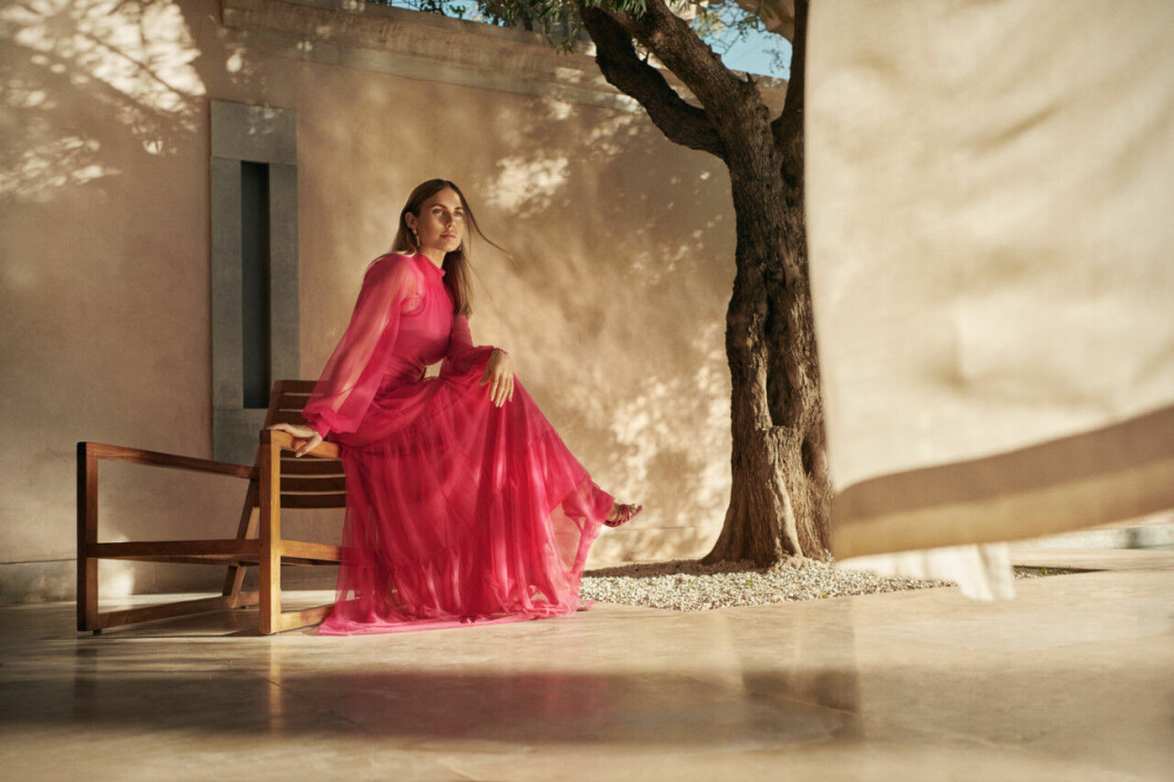 Maja Nilsson Lindelöf x Gina tricot – rosa klänning