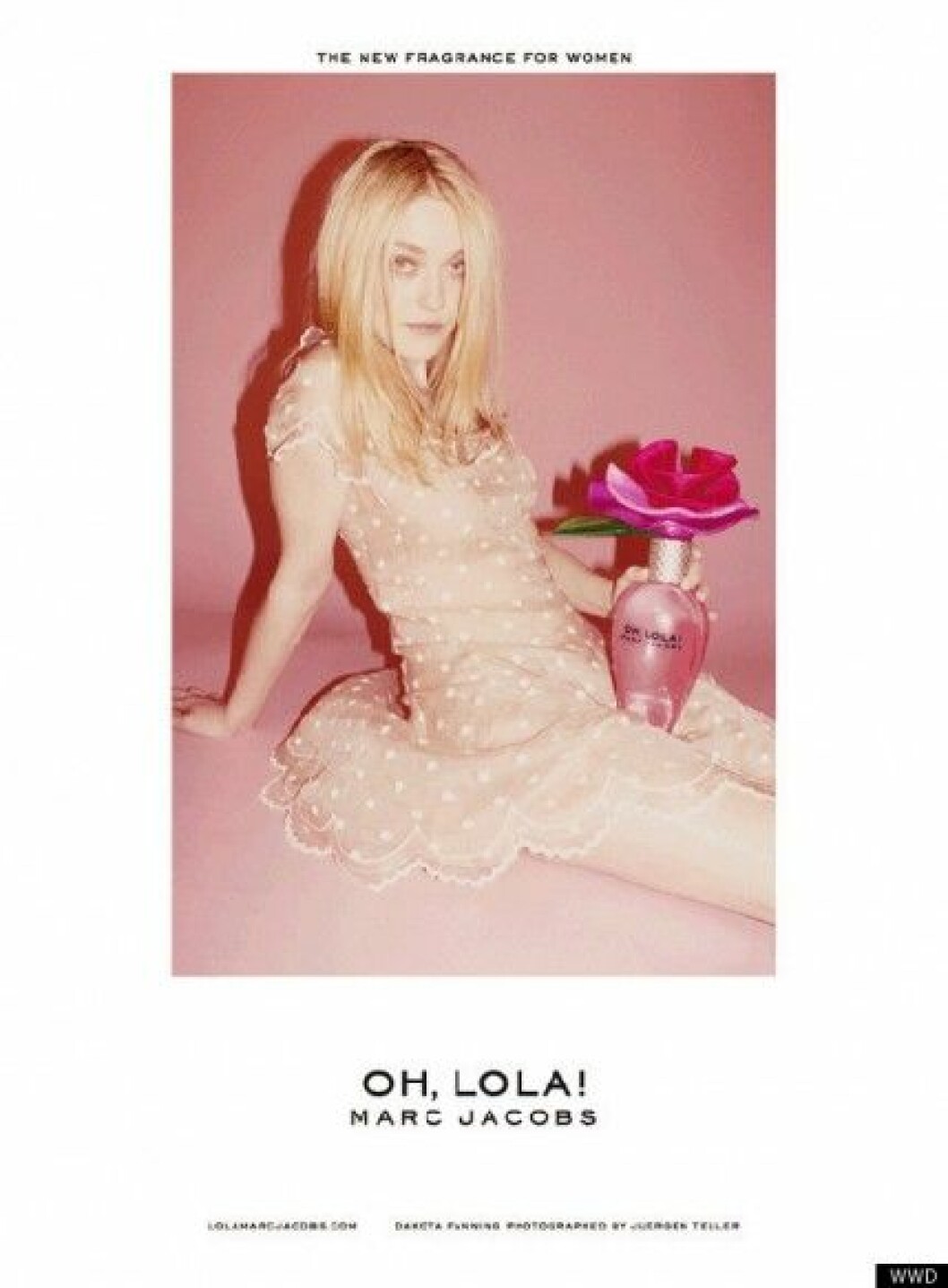 Dakota Fanning gör reklam för Marc Jacobs senaste doft "Oh, Lola!"