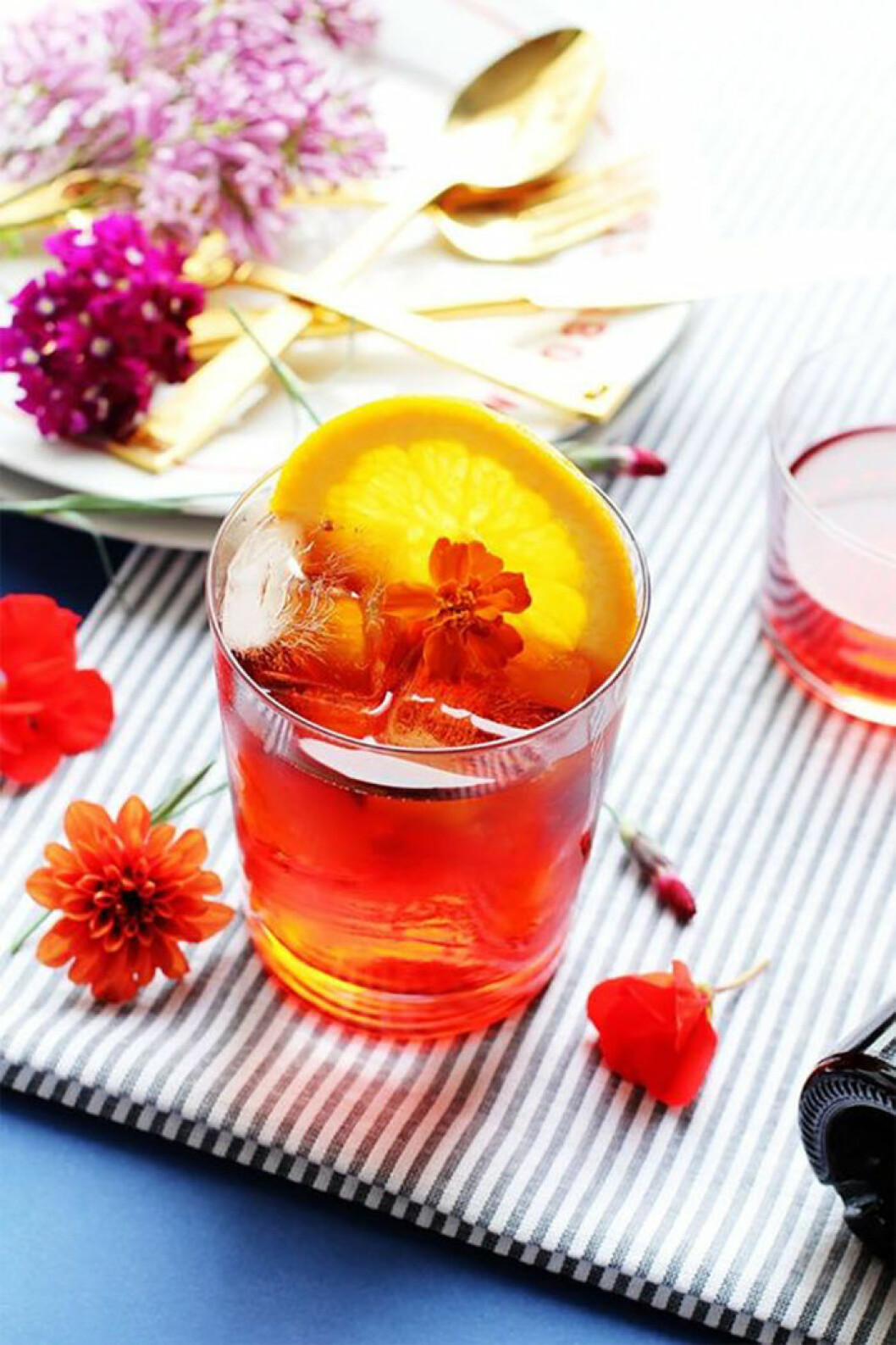 Via: <a href="http://pairmag.com/cocktails/wrong-negroni-sbagliato/" target="_blank" rel="noopener">pairmag</a> Negroni Sbagliato.