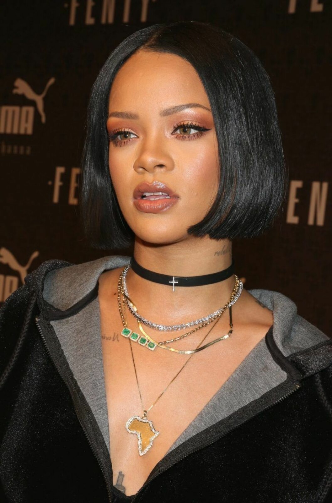 Rihanna i halsband