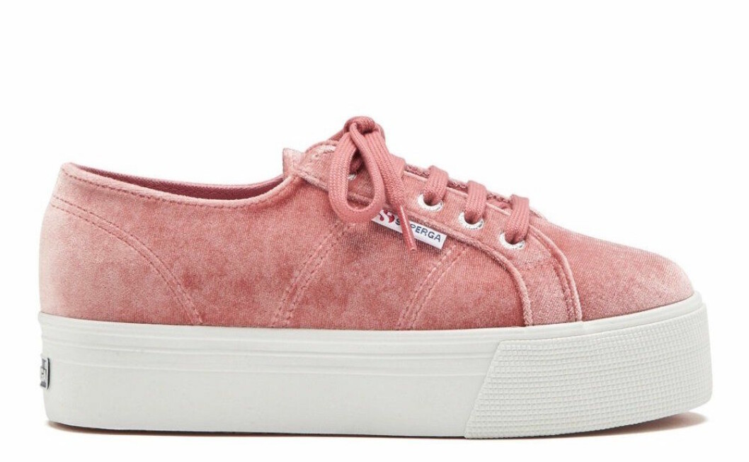 Rosa sneakers till våren 2019