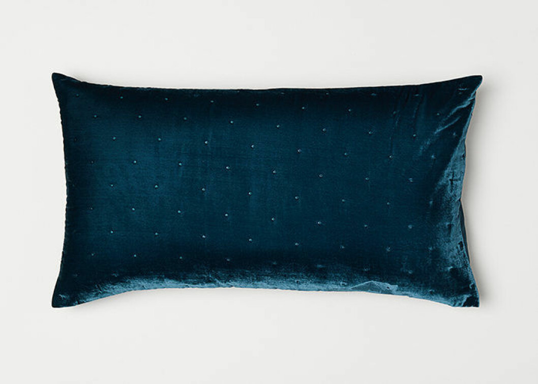 Petroleumblå sammetskudde från H&M Home