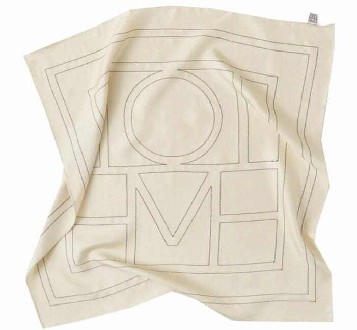 scarf toteme