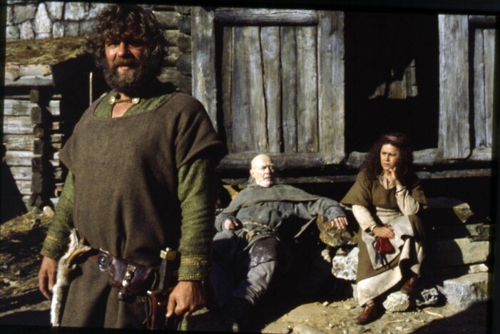 Börje Ahlstedt, Allan Edwall och Lena Nyman under inspelningen av Astrid Lindgrens <em>Ronja Rövardotter </em>1984.